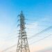 Réseau électrique à haute tension illustrant les capacités de production et de transport d'électricité